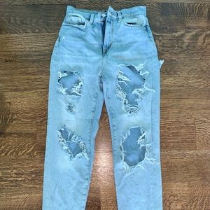 Urban Outfitters BDG Mom High-Rise light denim jeans